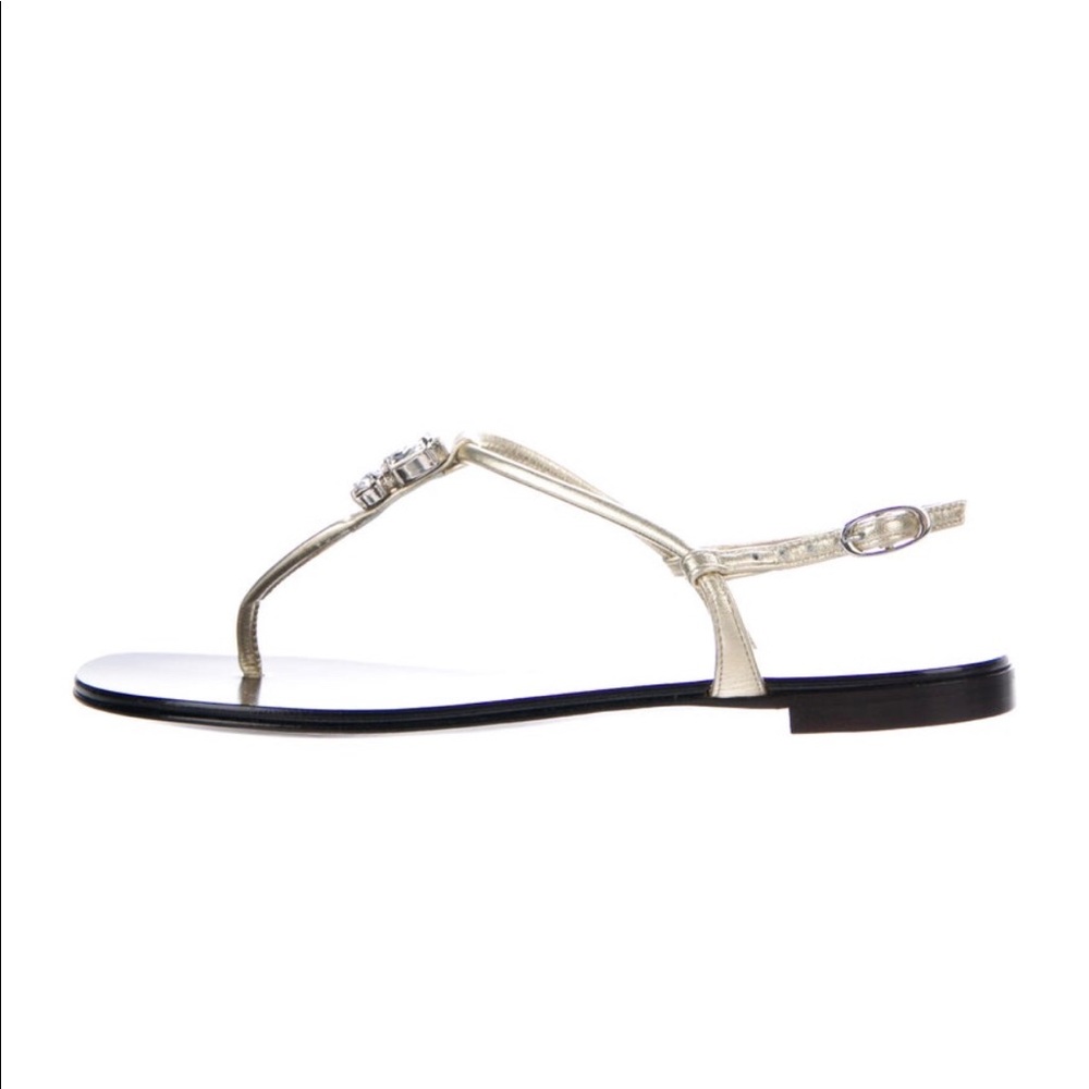 Used - Picture 2 of 2